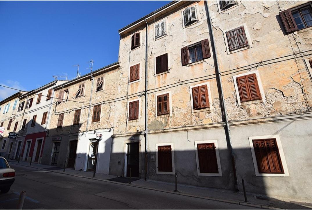 Arena City Apartment Pula Exterior photo